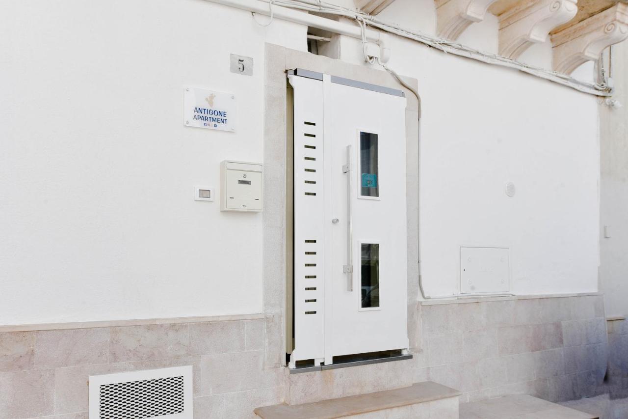 Grotta Antigone - 3Min Dal Centro Storico Lejlighed Ostuni Eksteriør billede