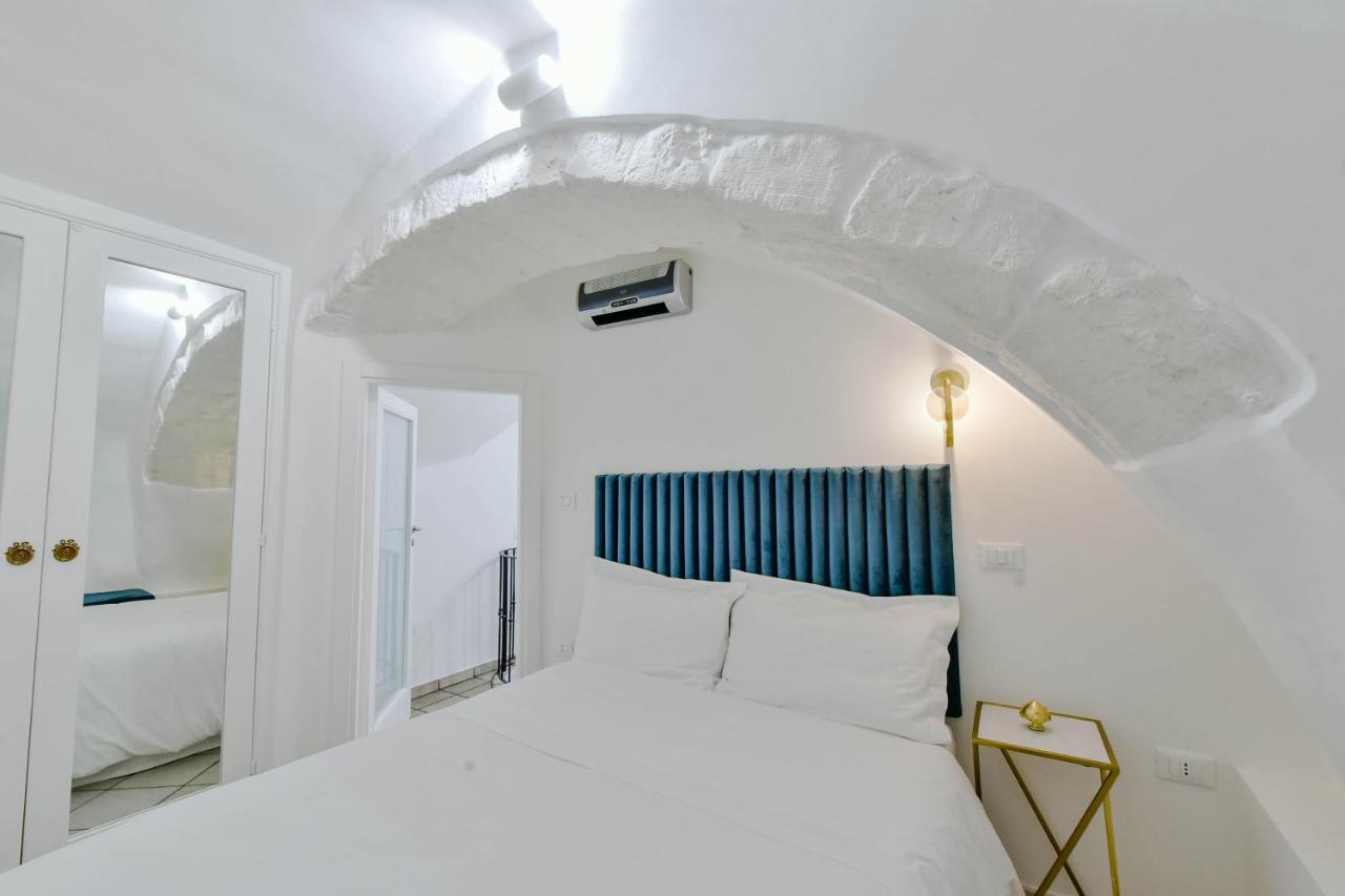 Grotta Antigone - 3Min Dal Centro Storico Lejlighed Ostuni Eksteriør billede